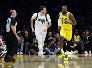 用车道的依 用车道的依