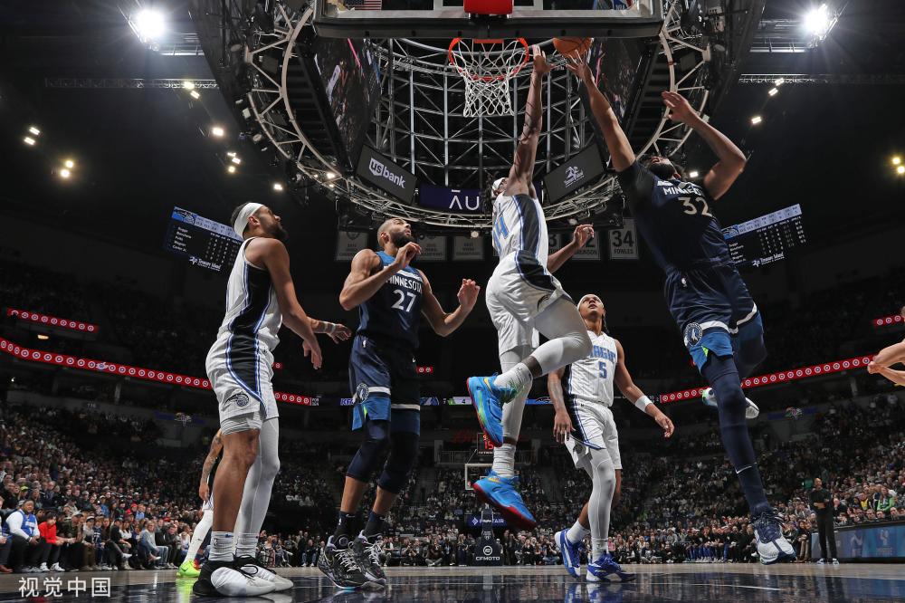 尤其在客场 尤其在客场