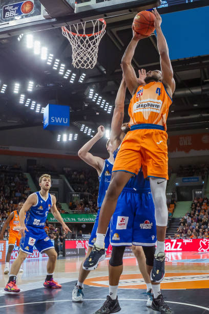 而伊西多尔 而伊西多尔