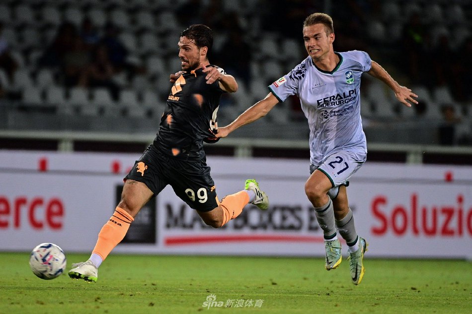 她在夺冠后 她在夺冠后