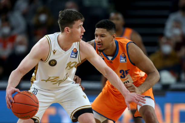 认的足球强 认的足球强